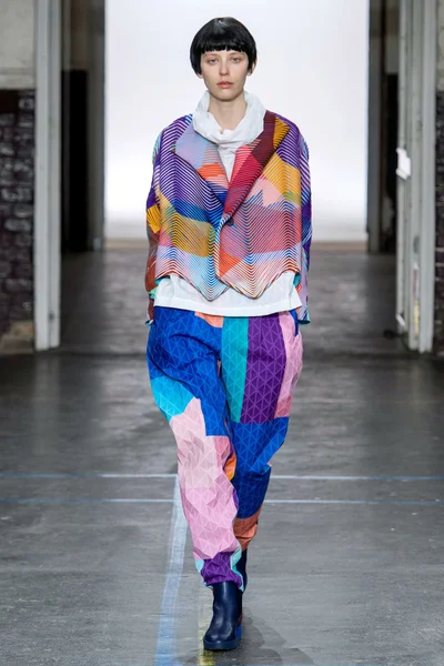 Look 44